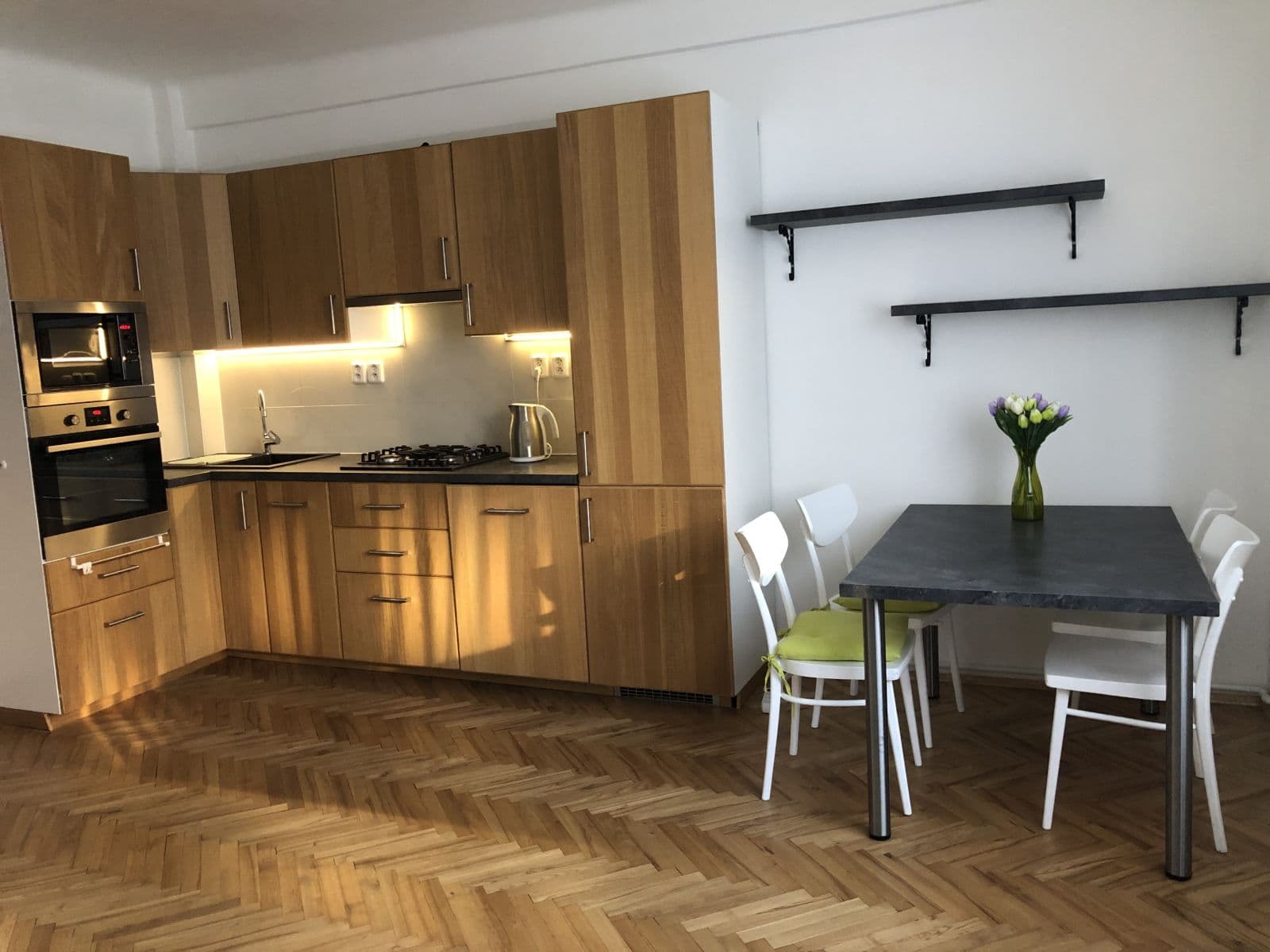 Prenájom bytu 2-izbový 44 m², U Nových domů Ⅰ, Praha, Praha Prenájom bytu 2-izbový 44 m², U Nových domů Ⅰ, Praha, Praha