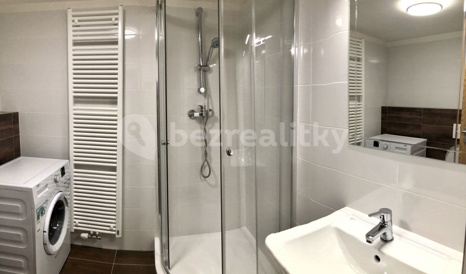 Prenájom bytu 2-izbový 41 m², Rostislavova, Praha, Praha Prenájom bytu 2-izbový 41 m², Rostislavova, Praha, Praha