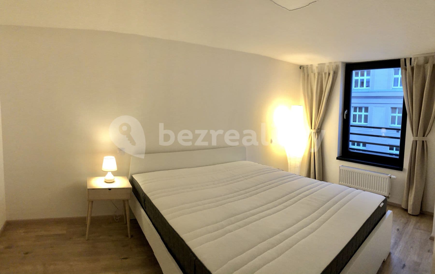 Prenájom bytu 2-izbový 41 m², Rostislavova, Praha, Praha Prenájom bytu 2-izbový 41 m², Rostislavova, Praha, Praha