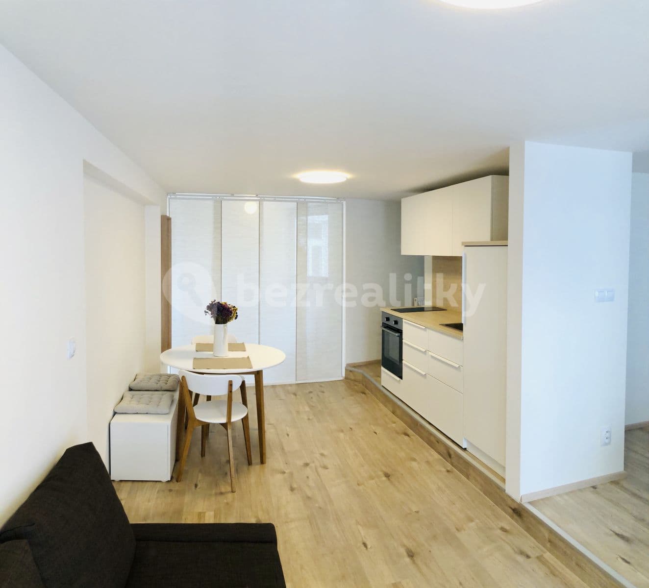 Prenájom bytu 2-izbový 41 m², Rostislavova, Praha, Praha Prenájom bytu 2-izbový 41 m², Rostislavova, Praha, Praha