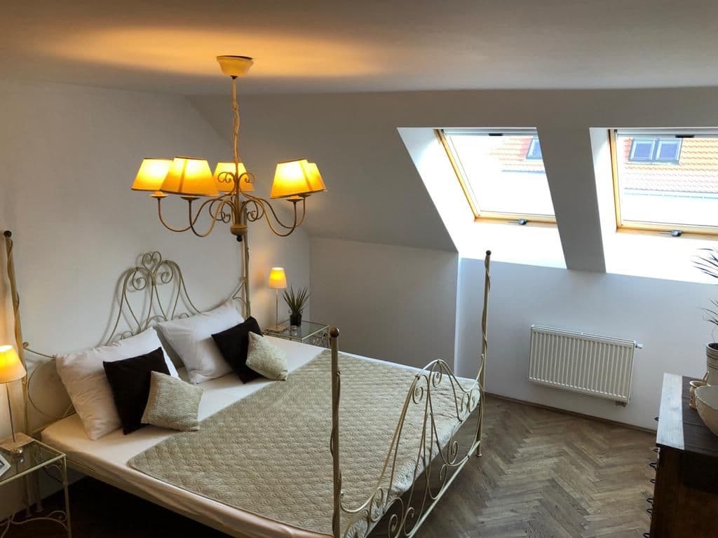 Prenájom bytu 2-izbový 64 m², Na Plzeňce, Praha, Praha Prenájom bytu 2-izbový 64 m², Na Plzeňce, Praha, Praha