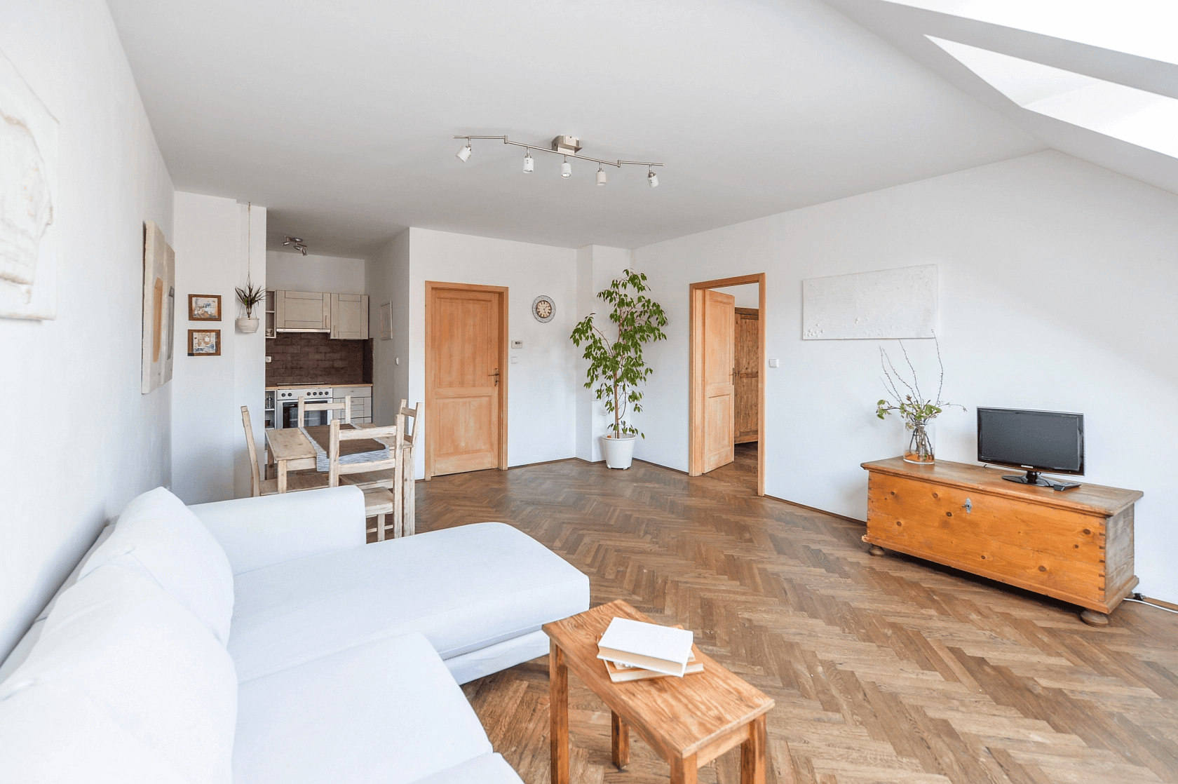 Prenájom bytu 2-izbový 64 m², Na Plzeňce, Praha, Praha Prenájom bytu 2-izbový 64 m², Na Plzeňce, Praha, Praha