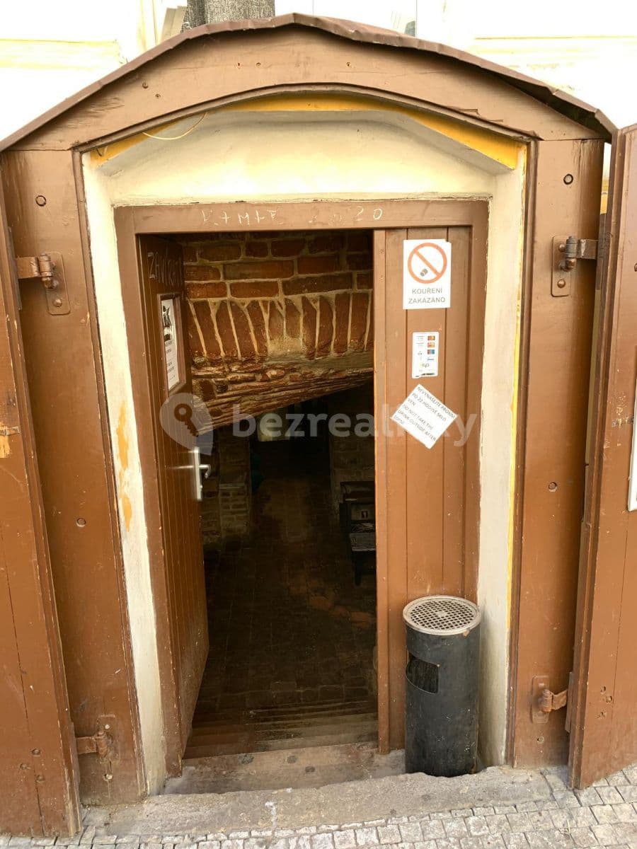 Prenájom nebytového priestoru 85 m², Štítného, Praha, Praha Prenájom nebytového priestoru 85 m², Štítného, Praha, Praha
