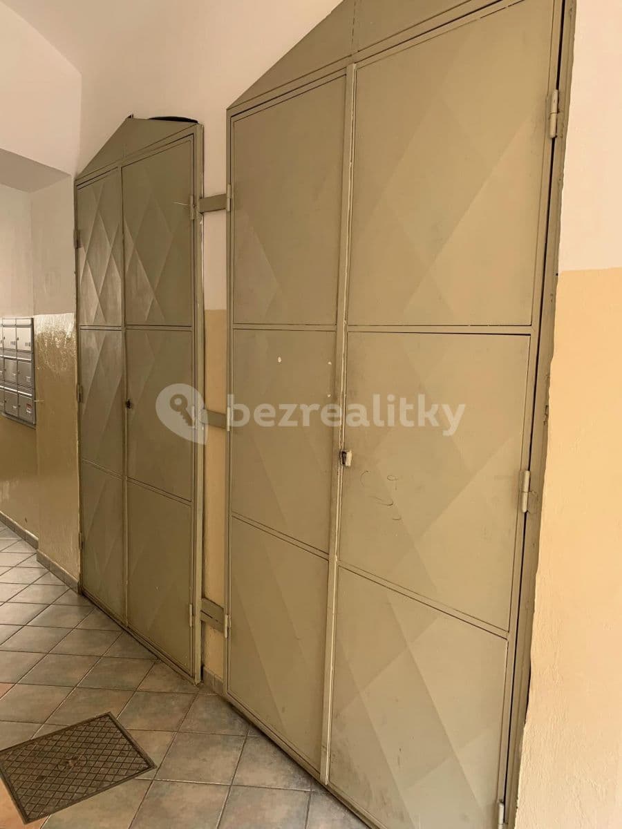 Prenájom nebytového priestoru 85 m², Štítného, Praha, Praha Prenájom nebytového priestoru 85 m², Štítného, Praha, Praha