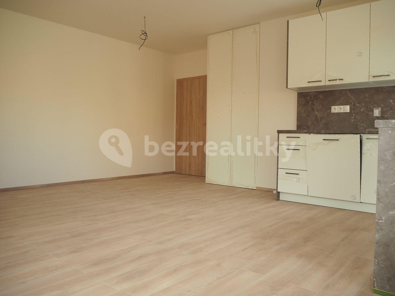 Prenájom bytu 2-izbový 69 m², třída Vojtěcha Rojíka, Plzeň, Plzeňský kraj