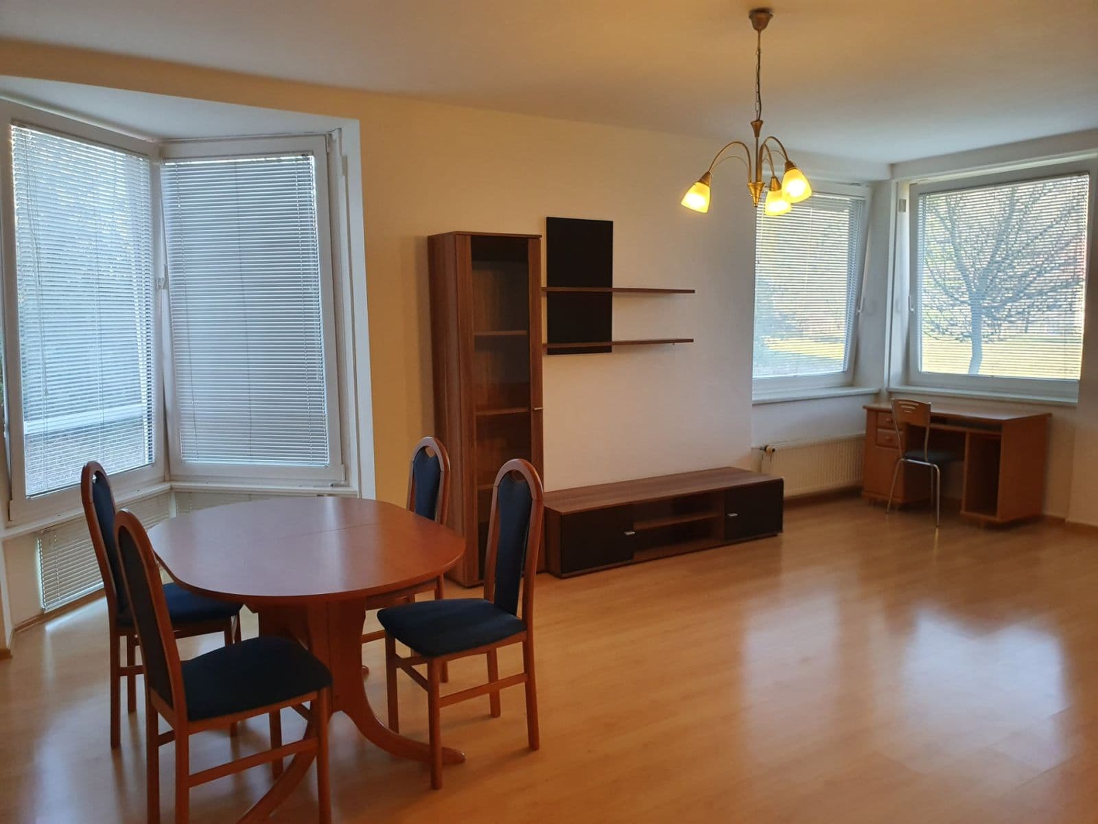 Prenájom bytu 2-izbový 69 m², U Kříže, Praha, Praha Prenájom bytu 2-izbový 69 m², U Kříže, Praha, Praha