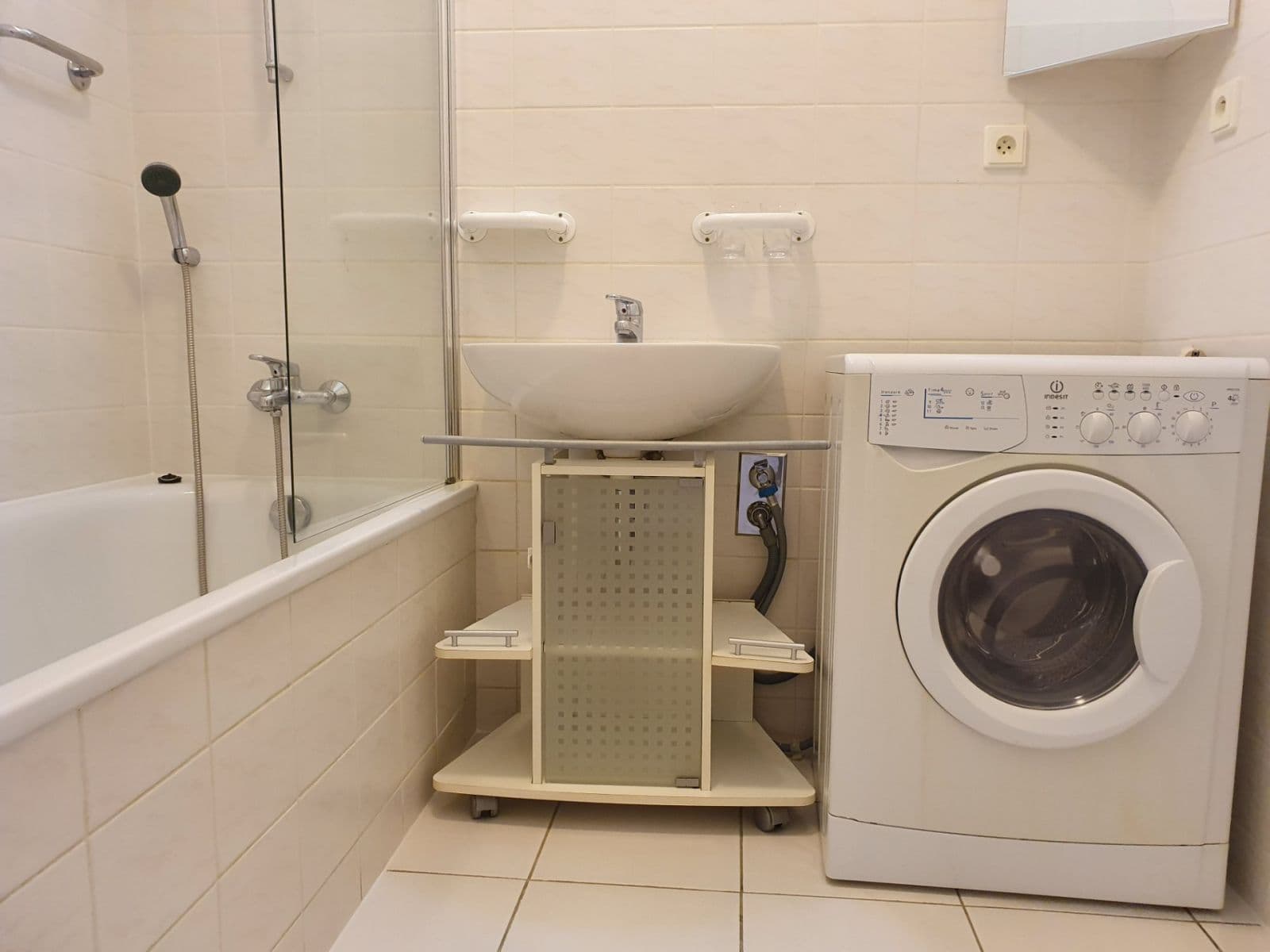 Prenájom bytu 2-izbový 69 m², U Kříže, Praha, Praha Prenájom bytu 2-izbový 69 m², U Kříže, Praha, Praha