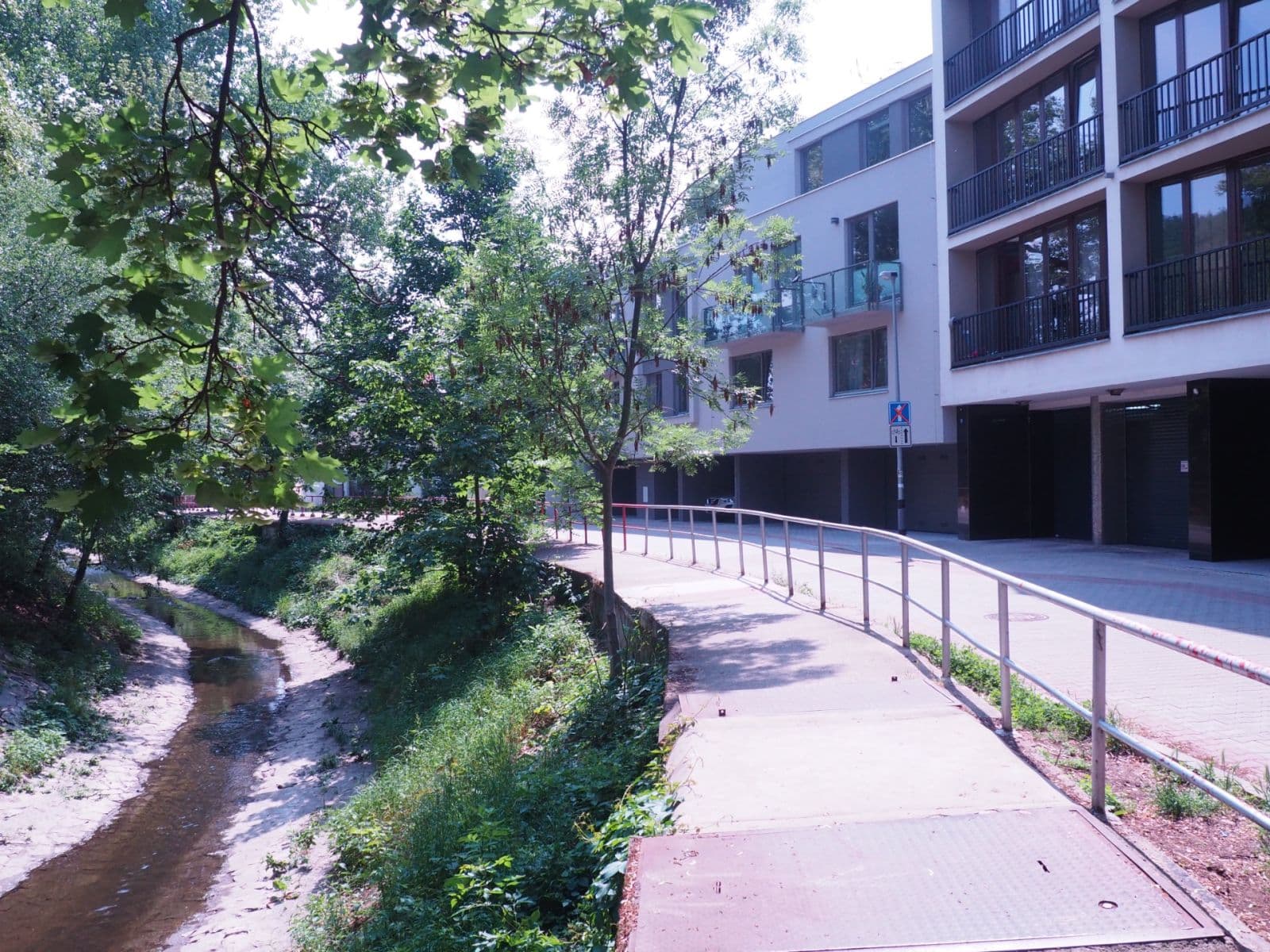 Prenájom bytu 1-izbový 51 m², U Michelského mlýna, Praha, Praha Prenájom bytu 1-izbový 51 m², U Michelského mlýna, Praha, Praha