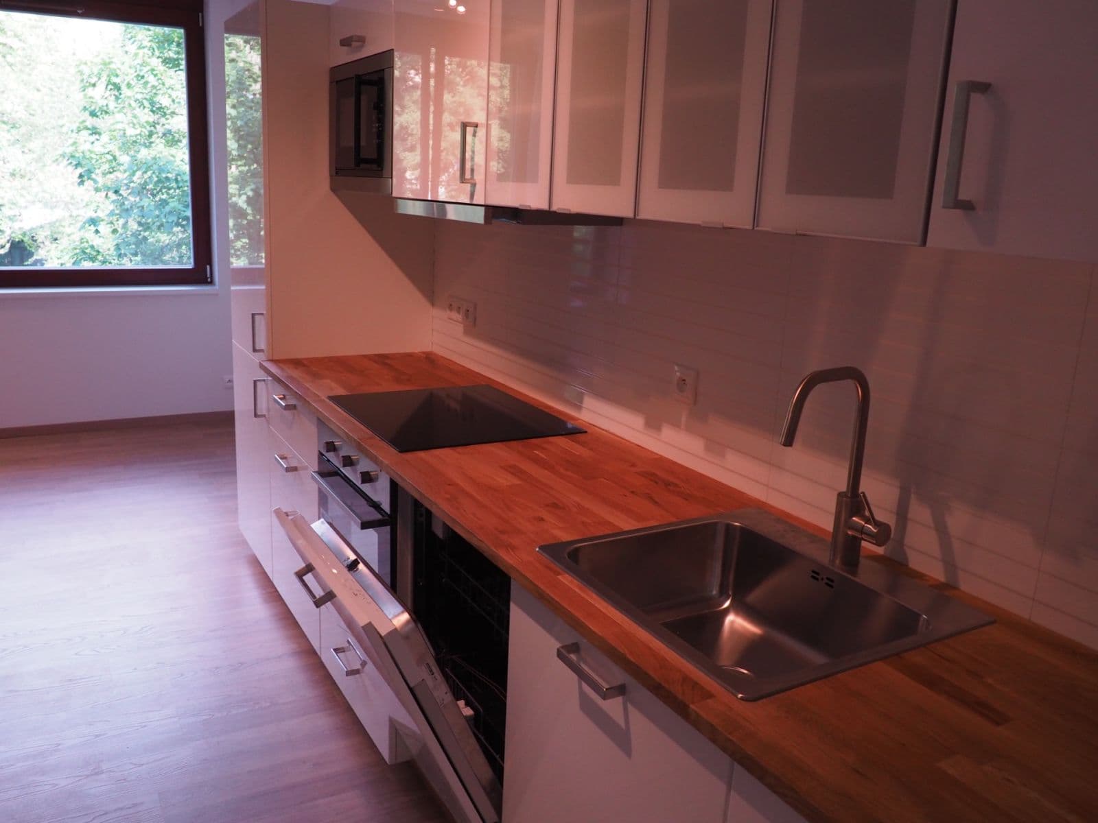 Prenájom bytu 1-izbový 51 m², U Michelského mlýna, Praha, Praha Prenájom bytu 1-izbový 51 m², U Michelského mlýna, Praha, Praha