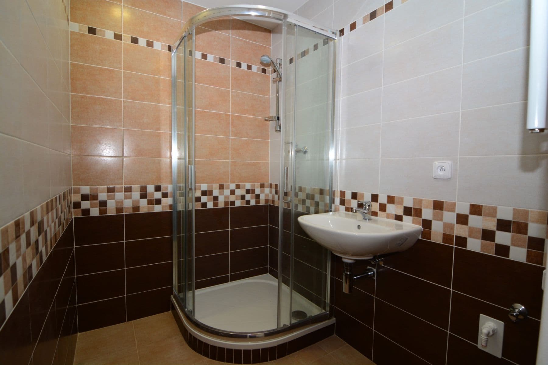 Prenájom bytu 1-izbový 33 m², Akátová, Praha, Praha Prenájom bytu 1-izbový 33 m², Akátová, Praha, Praha