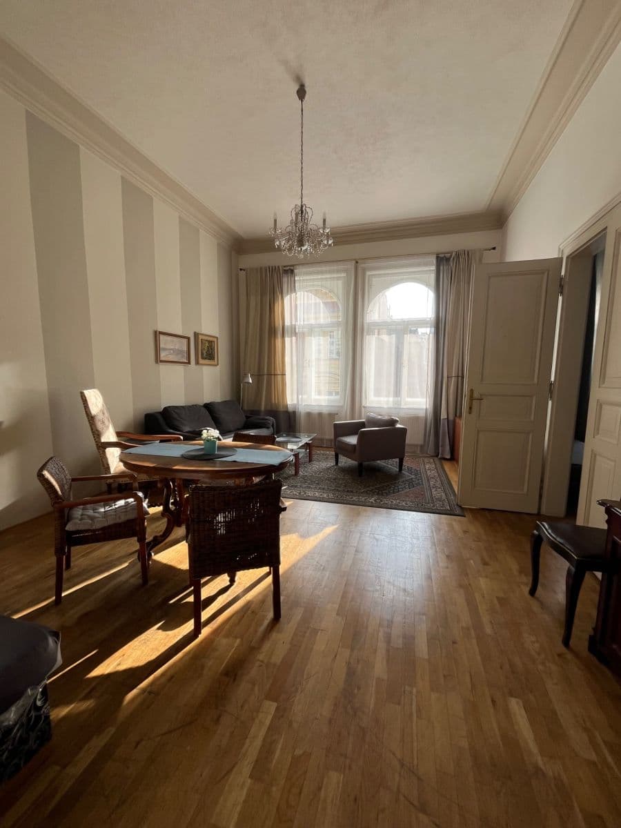Prenájom bytu 2-izbový 75 m², Jungmannova, Praha, Praha Prenájom bytu 2-izbový 75 m², Jungmannova, Praha, Praha