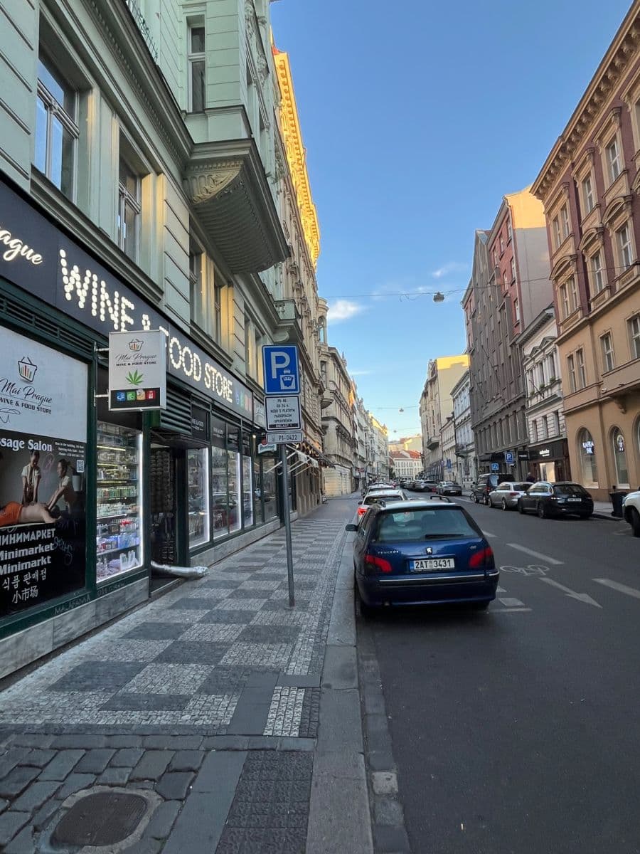Prenájom bytu 2-izbový 75 m², Jungmannova, Praha, Praha Prenájom bytu 2-izbový 75 m², Jungmannova, Praha, Praha