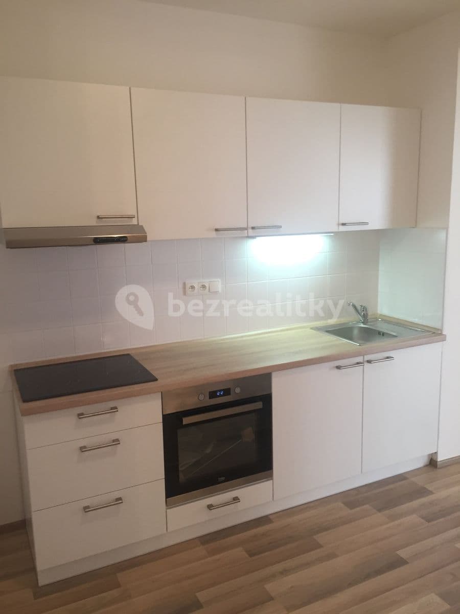 Prenájom bytu 3-izbový 83 m², Na Hutích, Praha, Praha Prenájom bytu 3-izbový 83 m², Na Hutích, Praha, Praha