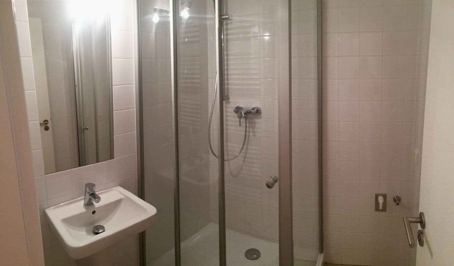 Prenájom bytu 3-izbový 83 m², Na Hutích, Praha, Praha Prenájom bytu 3-izbový 83 m², Na Hutích, Praha, Praha