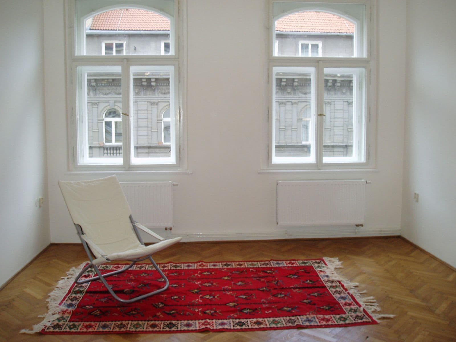 Prenájom bytu 2-izbový 45 m², Šumavská, Praha, Praha Prenájom bytu 2-izbový 45 m², Šumavská, Praha, Praha