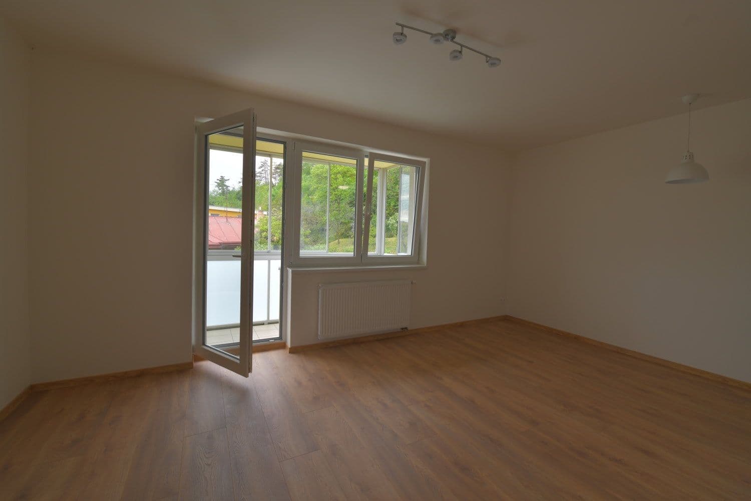Prenájom bytu 1-izbový 38 m², U plynárny, Praha, Praha Prenájom bytu 1-izbový 38 m², U plynárny, Praha, Praha