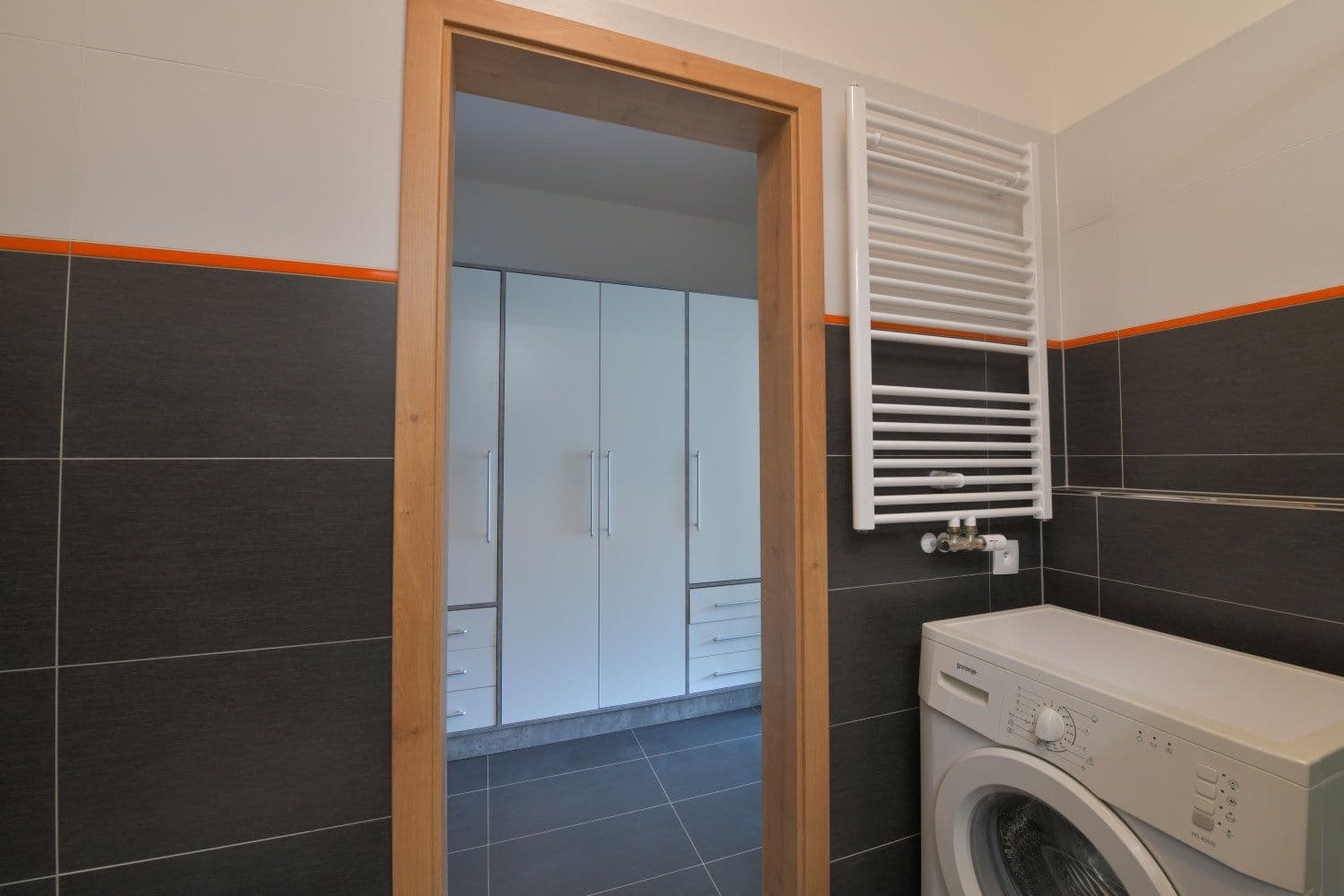 Prenájom bytu 1-izbový 38 m², U plynárny, Praha, Praha Prenájom bytu 1-izbový 38 m², U plynárny, Praha, Praha
