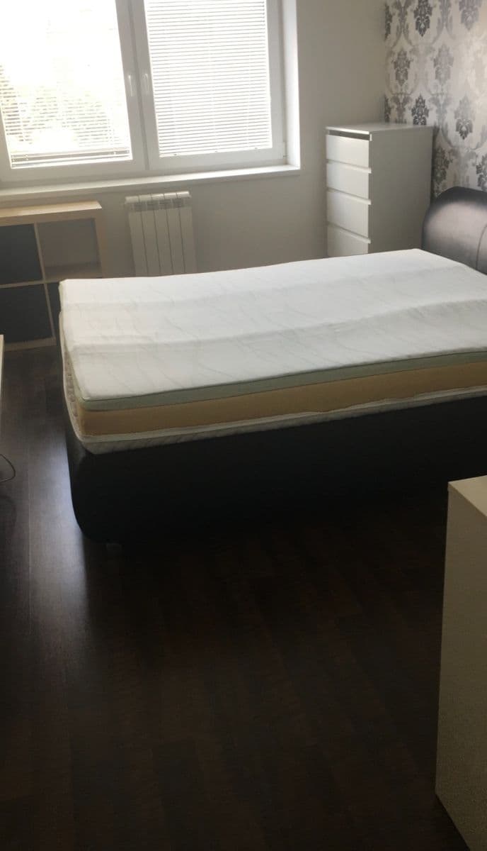 Prenájom bytu 2-izbový 56 m², Frýdecká, Praha, Praha Prenájom bytu 2-izbový 56 m², Frýdecká, Praha, Praha