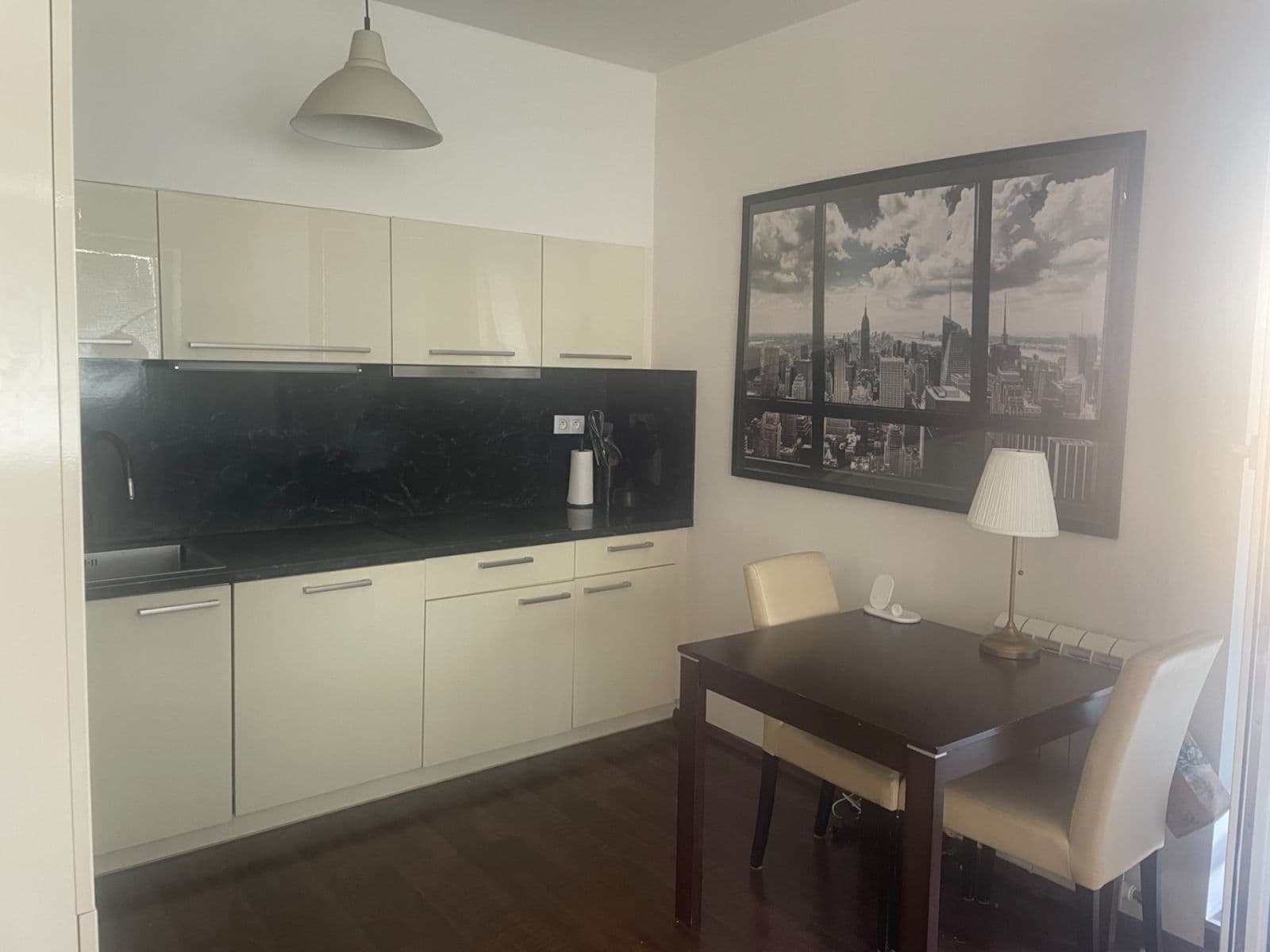 Prenájom bytu 2-izbový 56 m², Frýdecká, Praha, Praha Prenájom bytu 2-izbový 56 m², Frýdecká, Praha, Praha