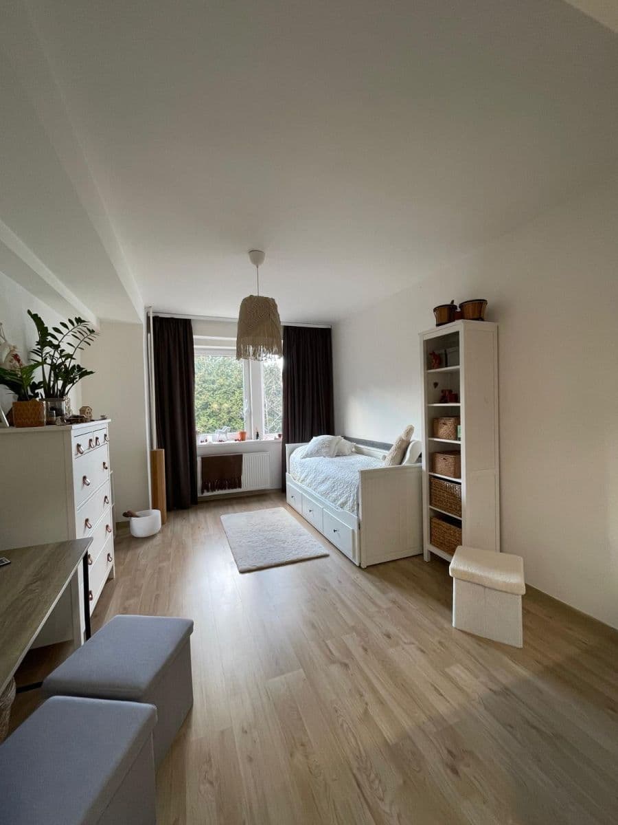 Prenájom bytu 1-izbový 27 m², Peroutkova, Praha, Praha Prenájom bytu 1-izbový 27 m², Peroutkova, Praha, Praha