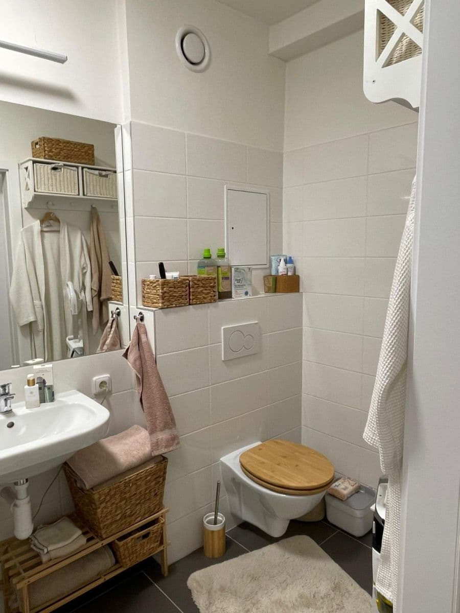 Prenájom bytu 1-izbový 27 m², Peroutkova, Praha, Praha Prenájom bytu 1-izbový 27 m², Peroutkova, Praha, Praha
