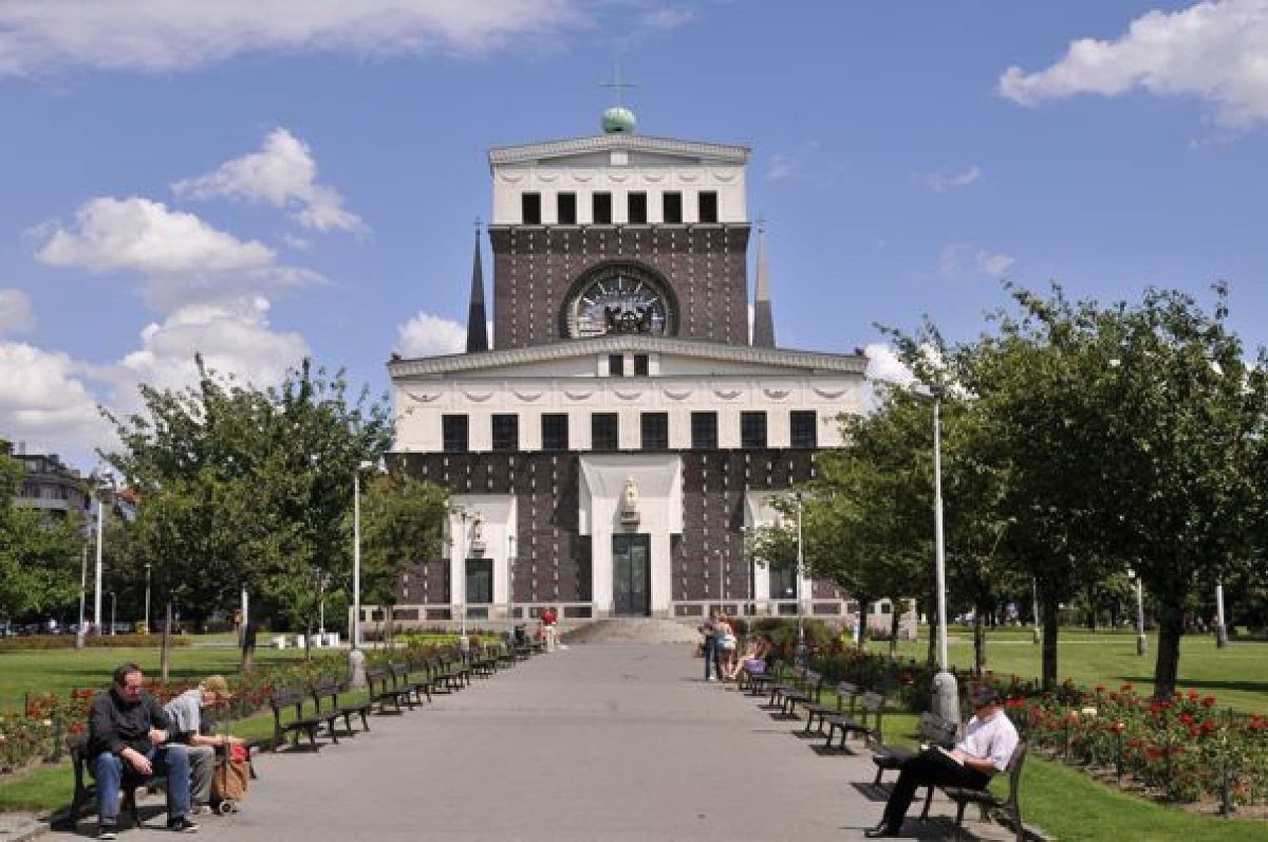 Prenájom bytu 2-izbový 51 m², Krásova, Praha, Praha Prenájom bytu 2-izbový 51 m², Krásova, Praha, Praha