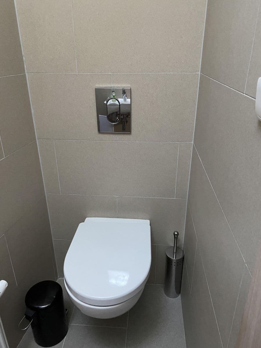 Prenájom kancelárie 70 m², Vojtěšská, Neratovice, Středočeský kraj Prenájom kancelárie 70 m², Vojtěšská, Neratovice, Středočeský kraj