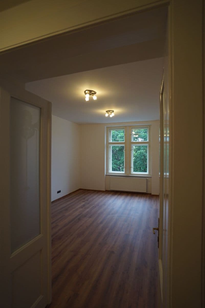 Prenájom bytu 2-izbový 50 m², Preslova, Praha, Praha Prenájom bytu 2-izbový 50 m², Preslova, Praha, Praha