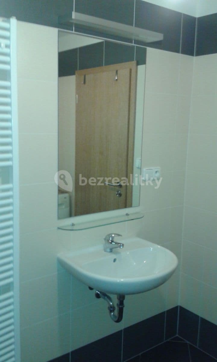 Prenájom bytu 1-izbový 38 m², Miroslava Hajna, Praha, Praha Prenájom bytu 1-izbový 38 m², Miroslava Hajna, Praha, Praha