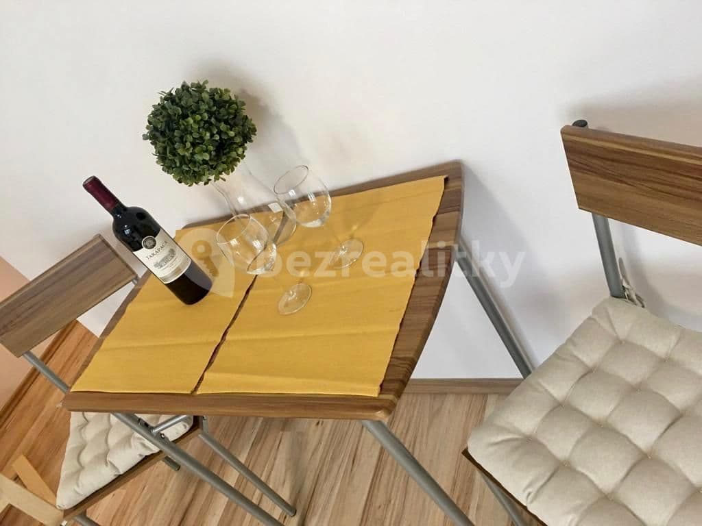 Prenájom bytu 1-izbový 30 m², Za černým mostem, Praha, Praha Prenájom bytu 1-izbový 30 m², Za černým mostem, Praha, Praha