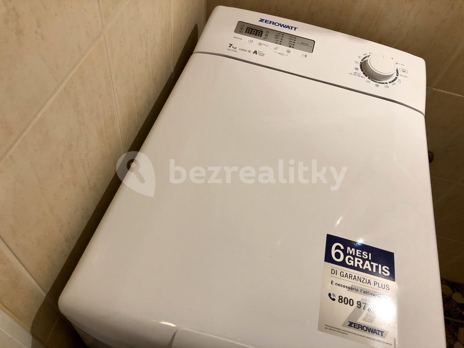 Prenájom bytu 1-izbový 30 m², Za černým mostem, Praha, Praha Prenájom bytu 1-izbový 30 m², Za černým mostem, Praha, Praha