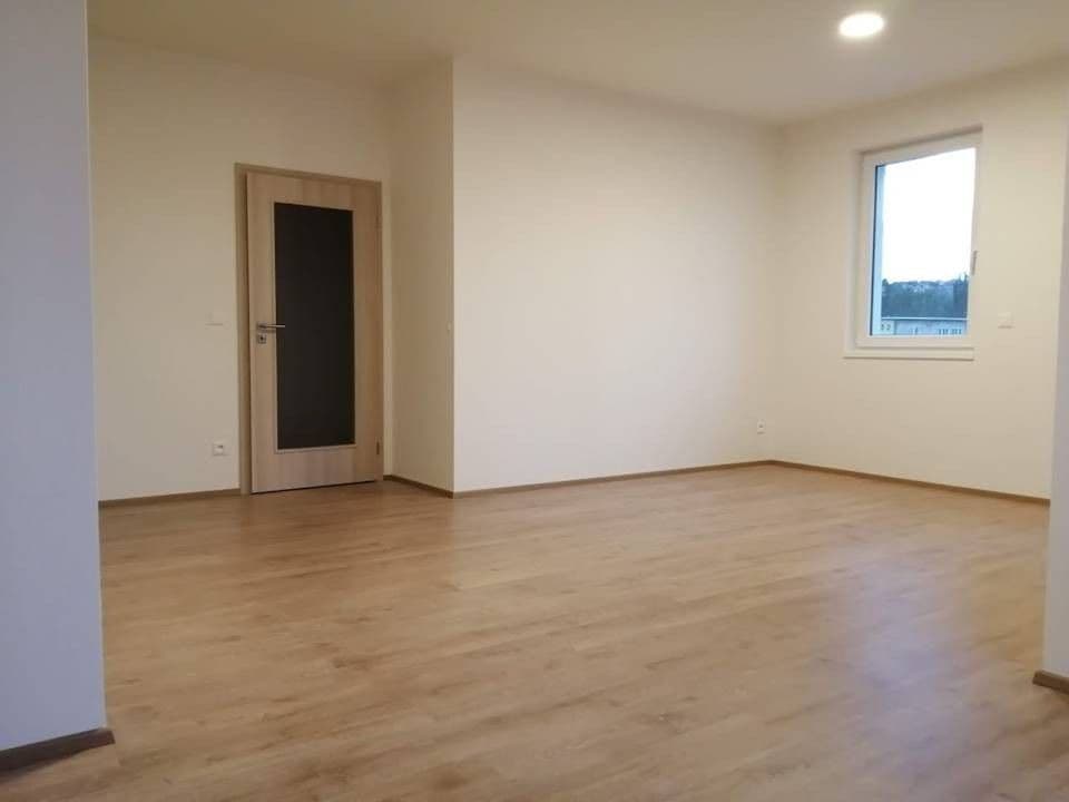 Prenájom bytu 2-izbový 59 m², Svatošových, Praha, Praha Prenájom bytu 2-izbový 59 m², Svatošových, Praha, Praha
