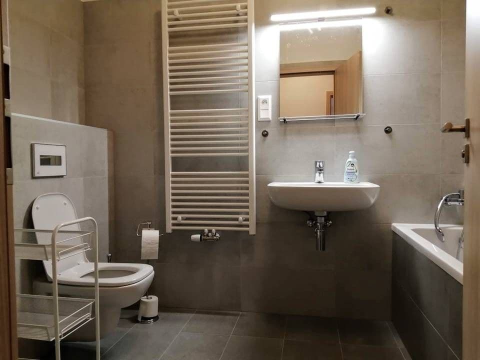 Prenájom bytu 2-izbový 59 m², Svatošových, Praha, Praha Prenájom bytu 2-izbový 59 m², Svatošových, Praha, Praha