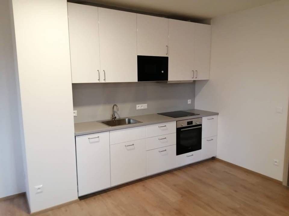 Prenájom bytu 2-izbový 59 m², Svatošových, Praha, Praha Prenájom bytu 2-izbový 59 m², Svatošových, Praha, Praha