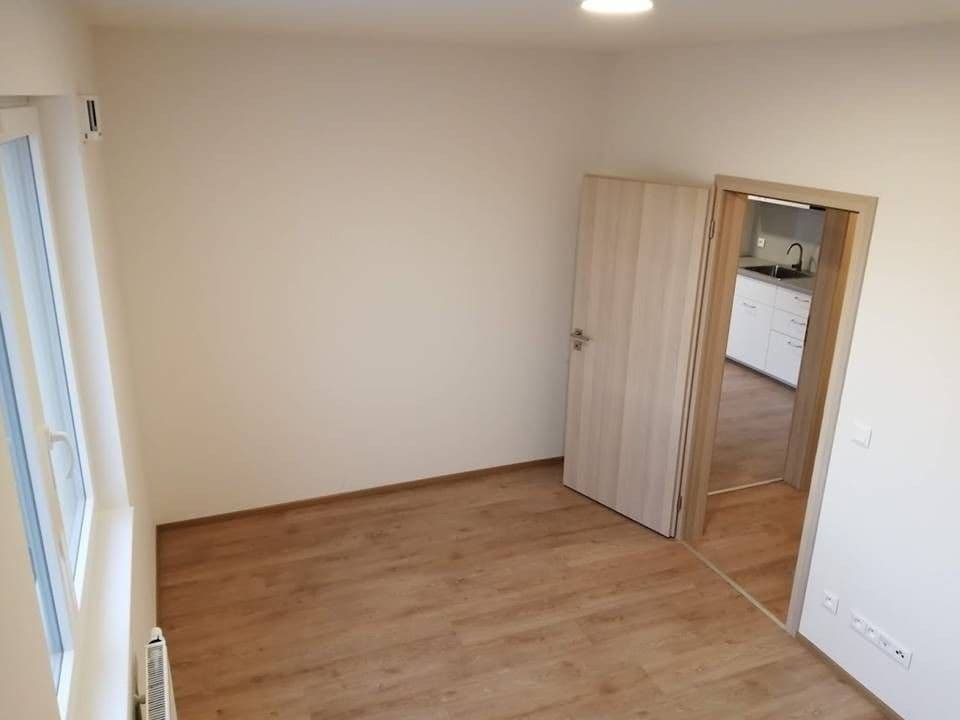 Prenájom bytu 2-izbový 59 m², Svatošových, Praha, Praha Prenájom bytu 2-izbový 59 m², Svatošových, Praha, Praha