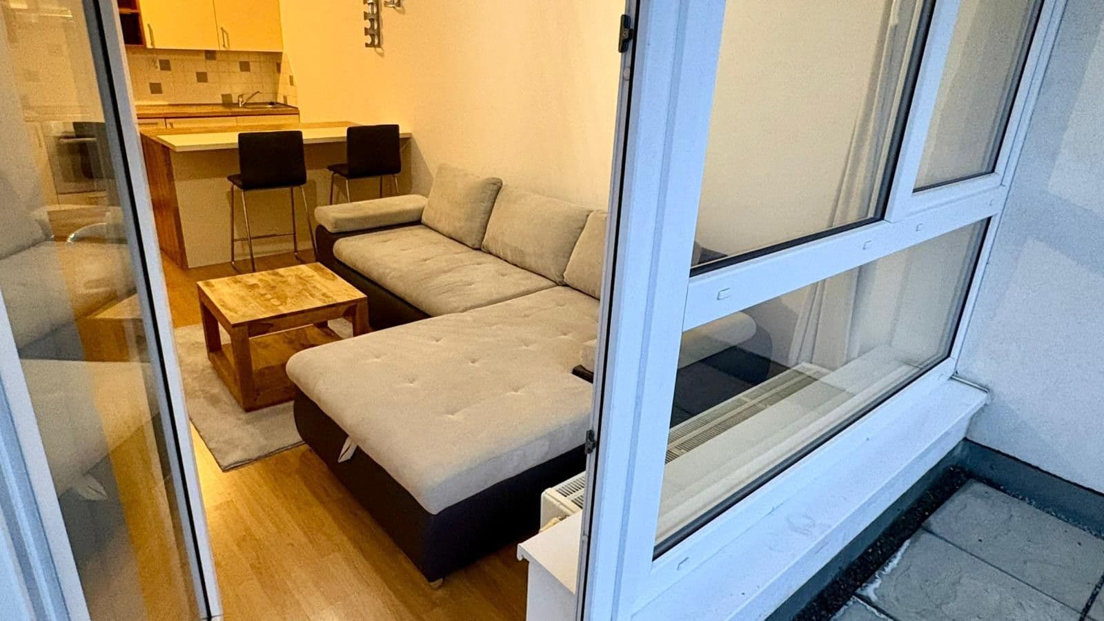 Prenájom bytu 2-izbový 54 m², Pod Harfou, Praha, Praha Prenájom bytu 2-izbový 54 m², Pod Harfou, Praha, Praha