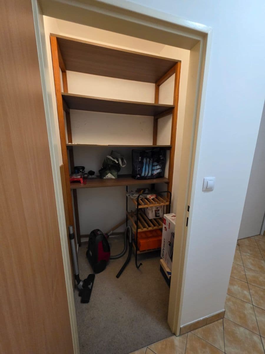 Prenájom bytu 2-izbový 54 m², Pod Harfou, Praha, Praha Prenájom bytu 2-izbový 54 m², Pod Harfou, Praha, Praha