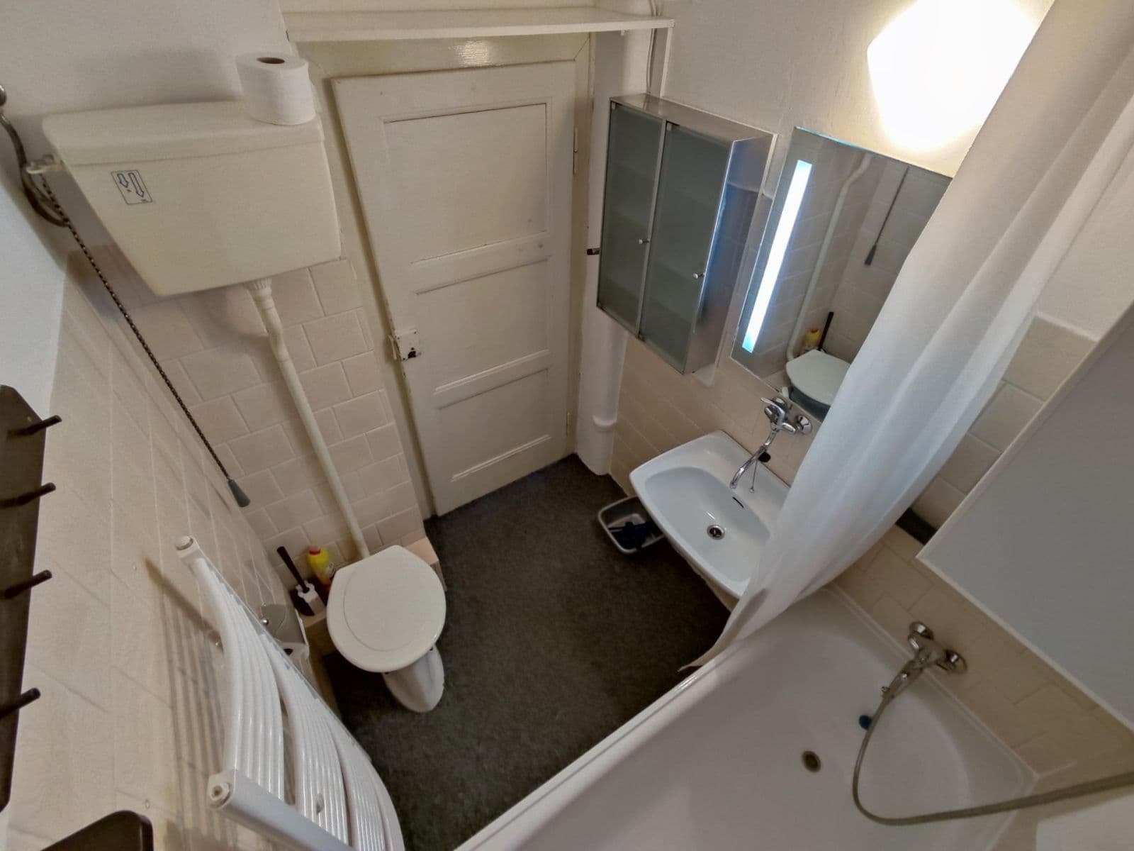 Prenájom bytu 2-izbový 50 m², U První Baterie, Praha, Praha Prenájom bytu 2-izbový 50 m², U První Baterie, Praha, Praha