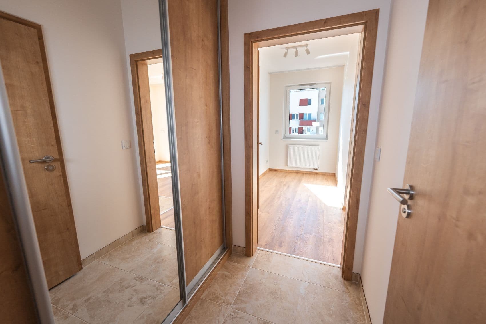 Prenájom bytu 1-izbový 35 m², Miloše Havla, Praha, Praha Prenájom bytu 1-izbový 35 m², Miloše Havla, Praha, Praha