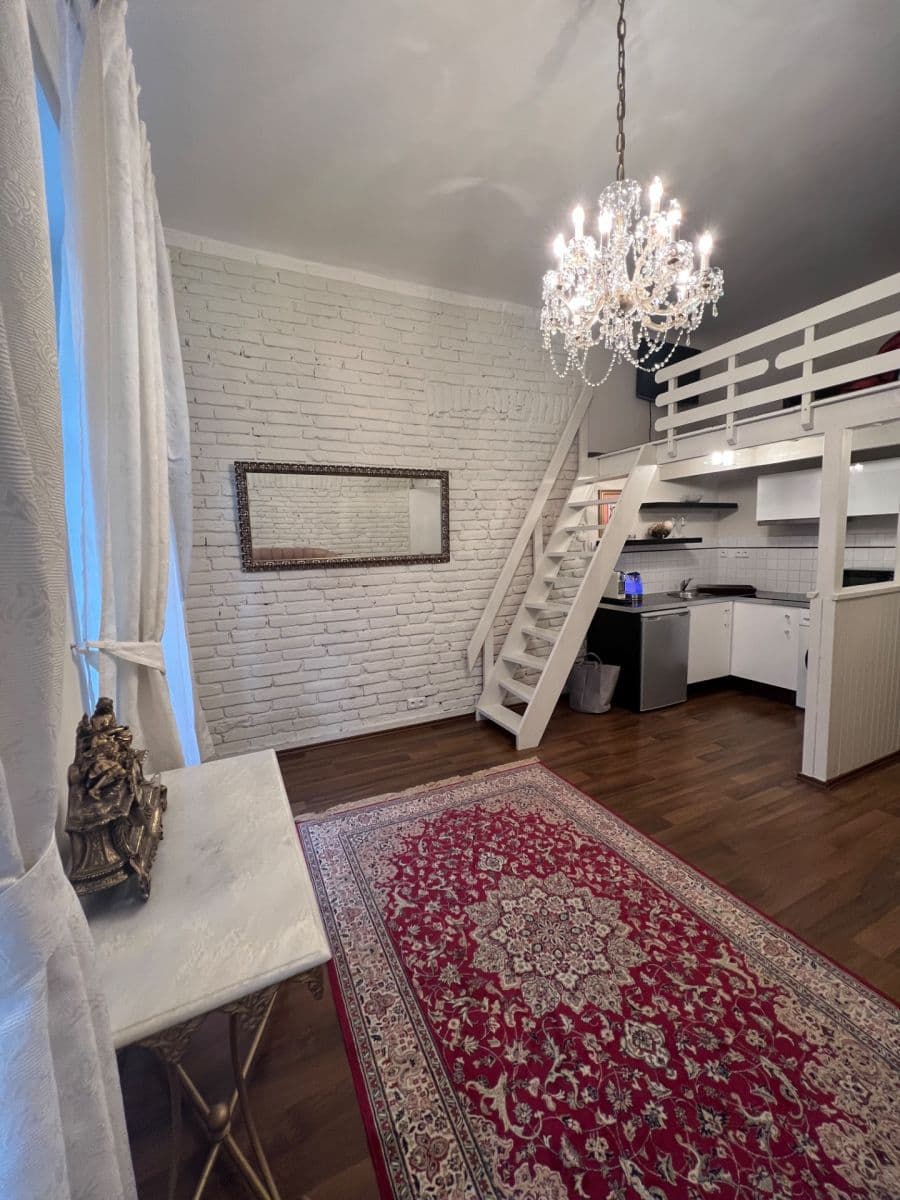 Prenájom bytu 1-izbový 35 m², Kubelíkova, Praha, Praha Prenájom bytu 1-izbový 35 m², Kubelíkova, Praha, Praha