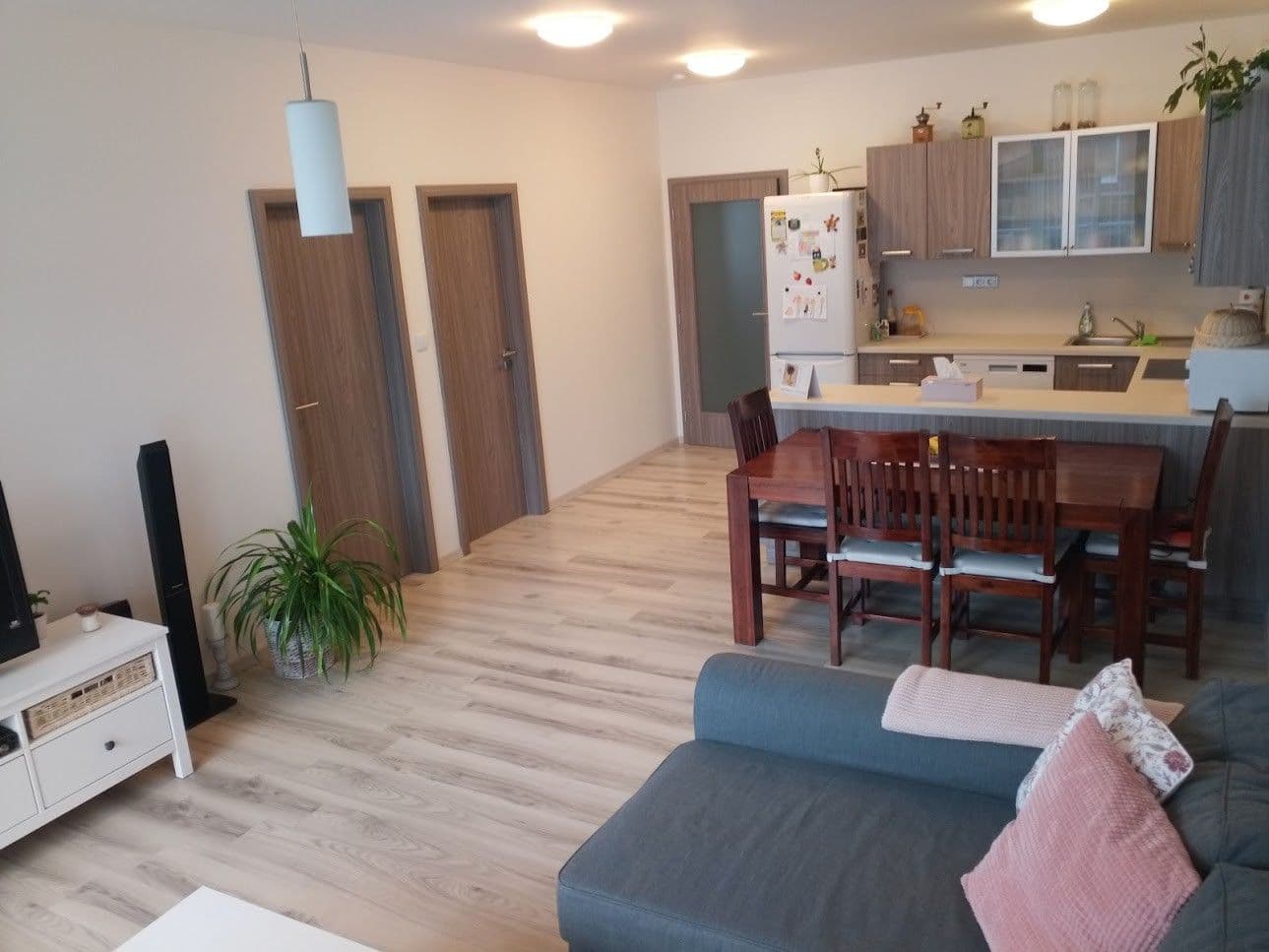 Prenájom bytu 3-izbový 63 m², Gymnazijní, Jindřichův Hradec, Jihočeský kraj Prenájom bytu 3-izbový 63 m², Gymnazijní, Jindřichův Hradec, Jihočeský kraj