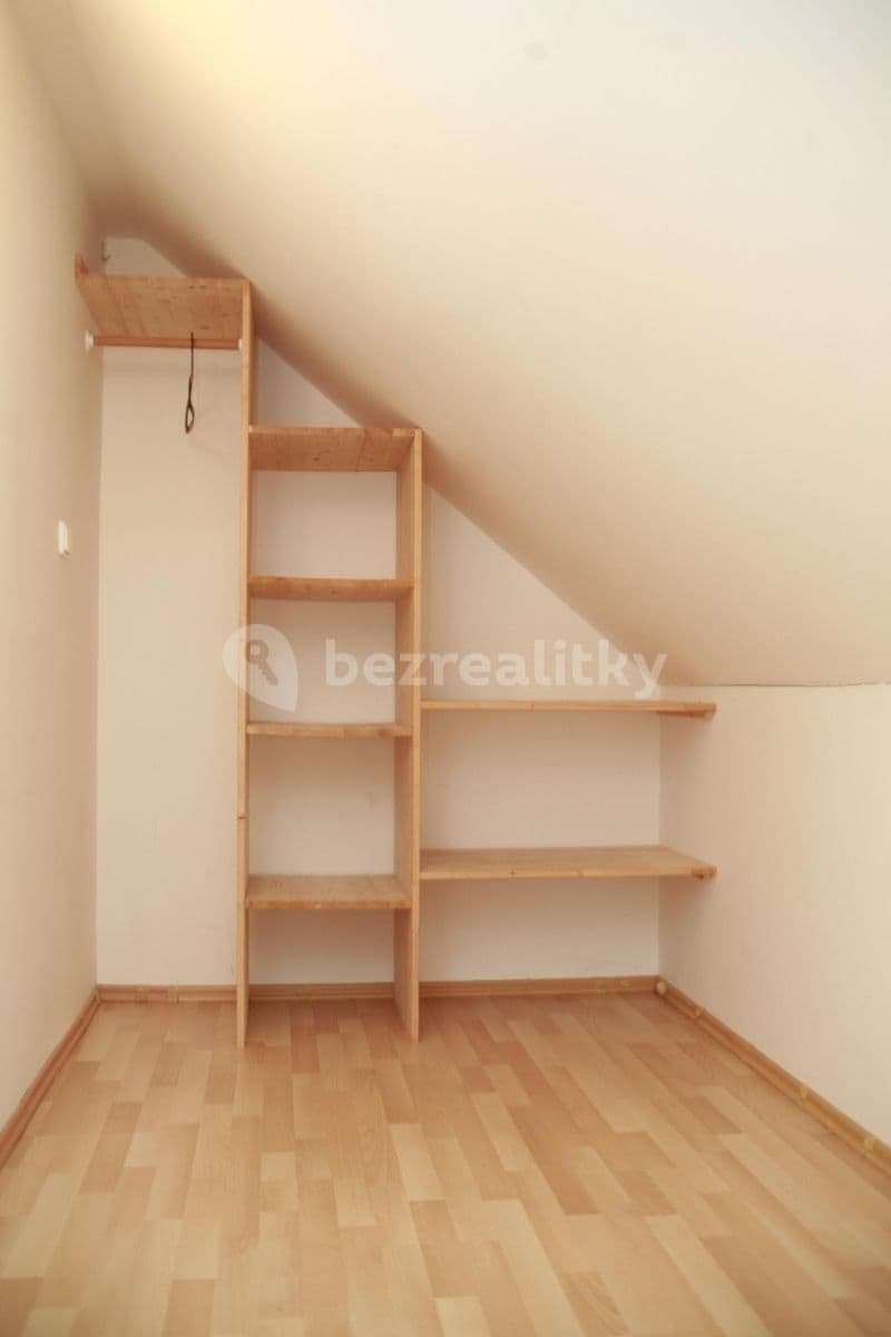 Prenájom bytu 1-izbový 48 m², Jabloňová, Praha, Praha Prenájom bytu 1-izbový 48 m², Jabloňová, Praha, Praha