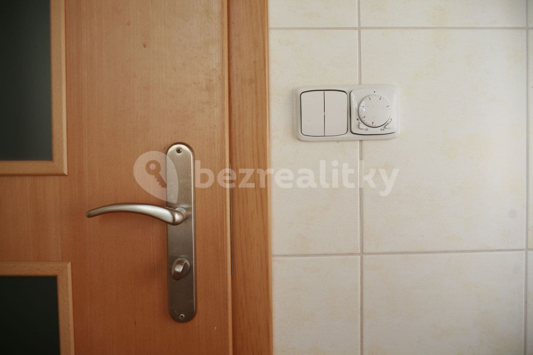 Prenájom bytu 1-izbový 48 m², Jabloňová, Praha, Praha Prenájom bytu 1-izbový 48 m², Jabloňová, Praha, Praha