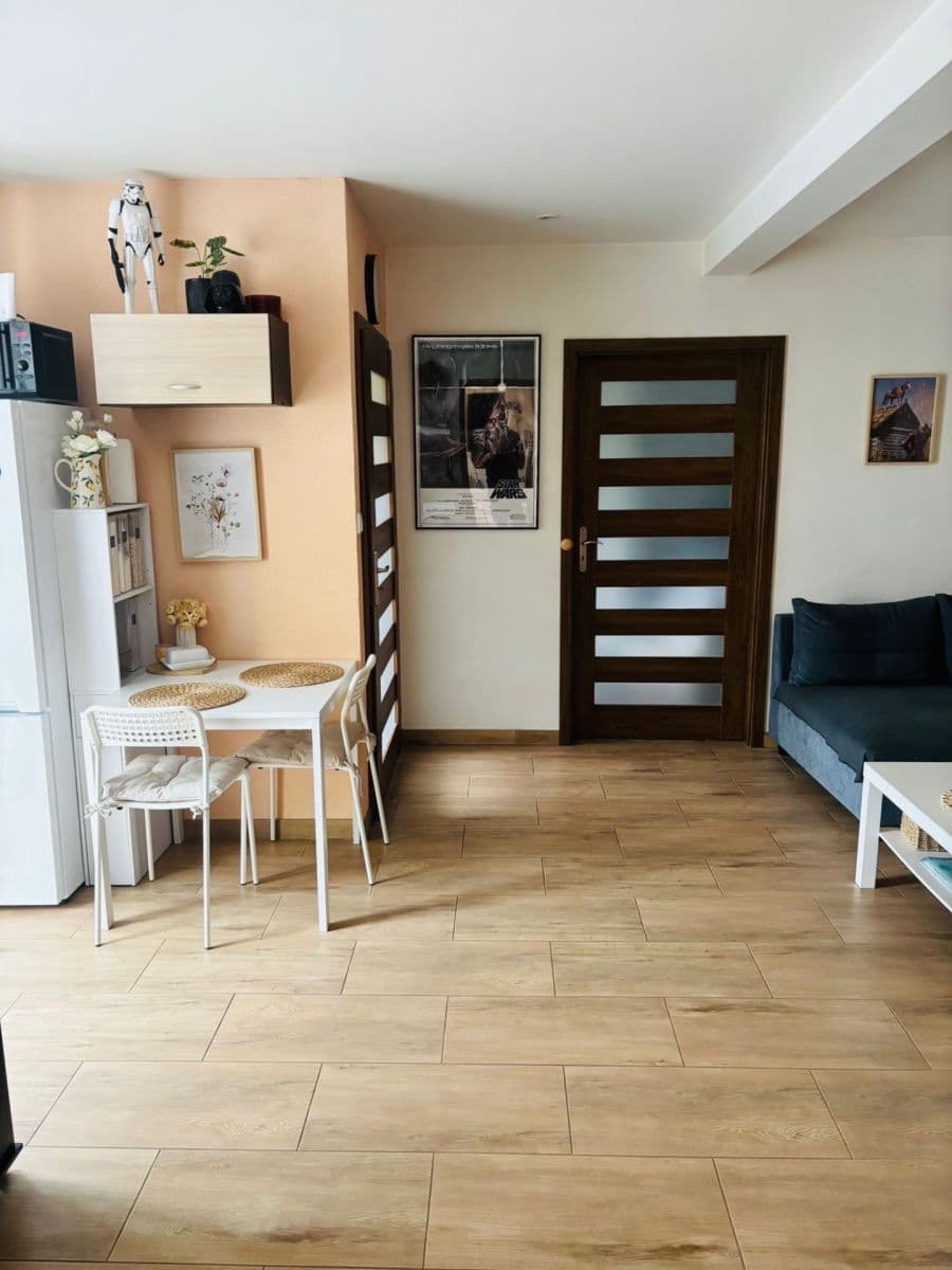 Prenájom bytu 2-izbový 51 m², Průběžná, Poděbrady, Středočeský kraj Prenájom bytu 2-izbový 51 m², Průběžná, Poděbrady, Středočeský kraj