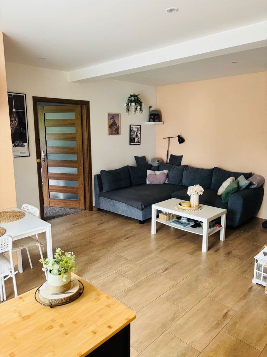 Prenájom bytu 2-izbový 51 m², Průběžná, Poděbrady, Středočeský kraj Prenájom bytu 2-izbový 51 m², Průběžná, Poděbrady, Středočeský kraj