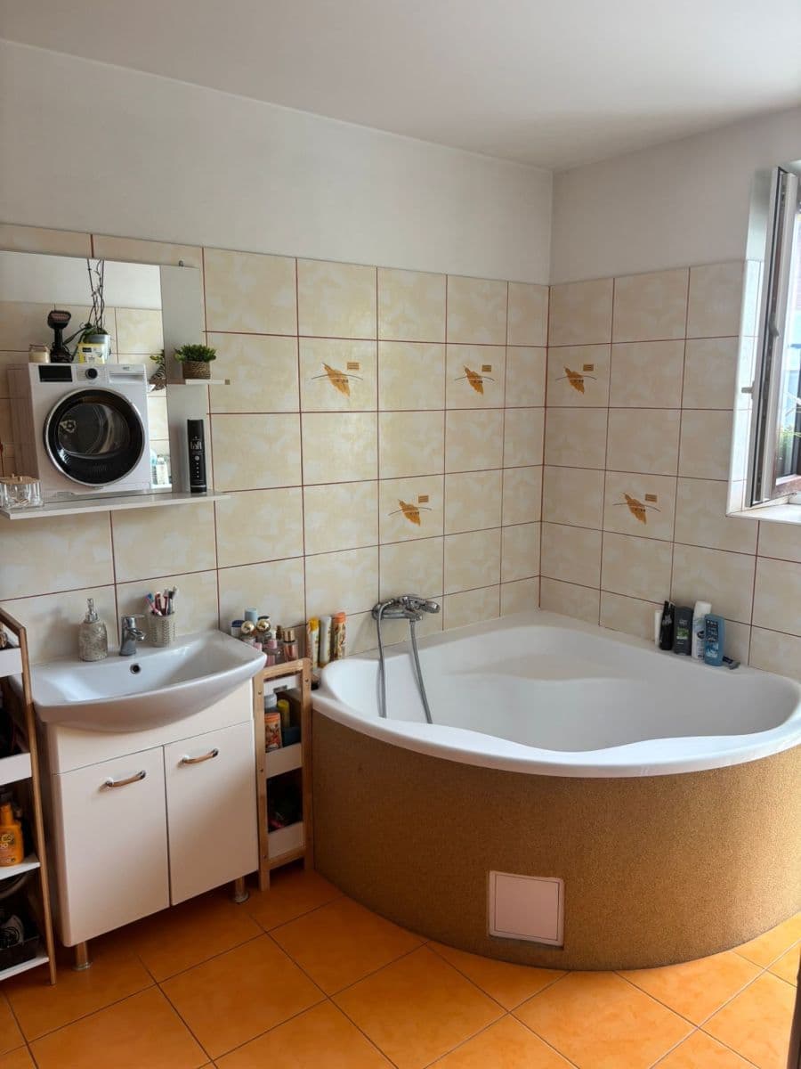Prenájom bytu 2-izbový 51 m², Průběžná, Poděbrady, Středočeský kraj Prenájom bytu 2-izbový 51 m², Průběžná, Poděbrady, Středočeský kraj