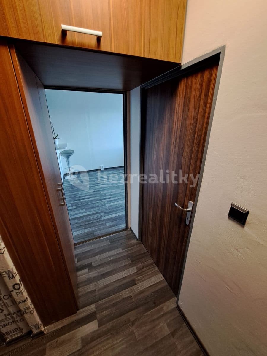 Prenájom bytu 2-izbový 45 m², Kardašovská, Praha, Praha Prenájom bytu 2-izbový 45 m², Kardašovská, Praha, Praha