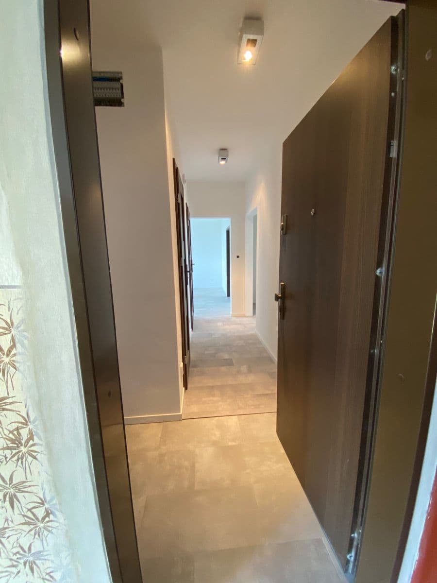 Prenájom bytu 3-izbový 68 m², Švédská, Ostrava, Moravskoslezský kraj Prenájom bytu 3-izbový 68 m², Švédská, Ostrava, Moravskoslezský kraj