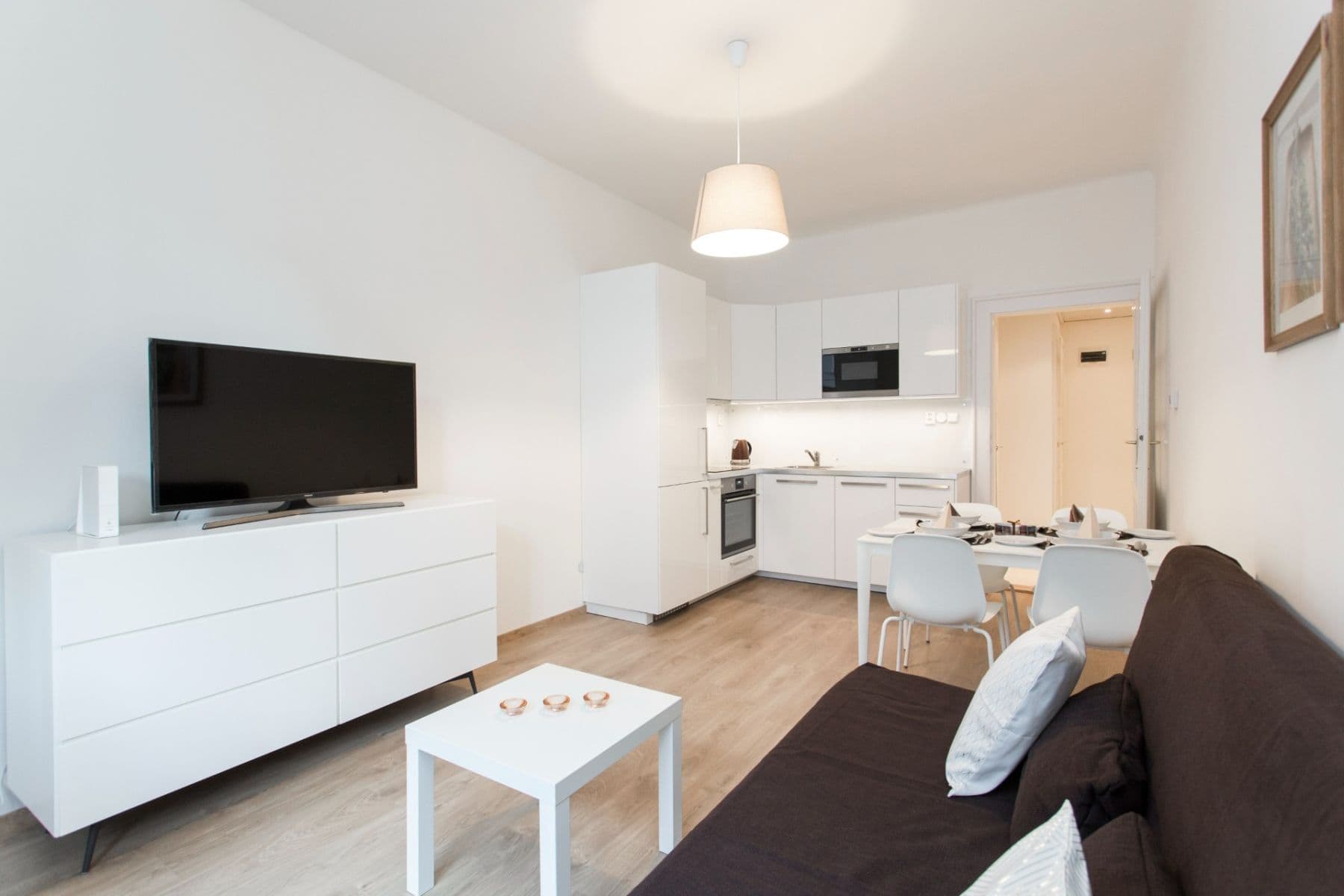 Prenájom bytu 2-izbový 54 m², Jagellonská, Praha, Praha Prenájom bytu 2-izbový 54 m², Jagellonská, Praha, Praha