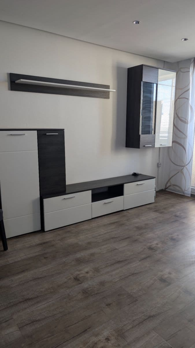 Prenájom bytu 2-izbový 50 m², Tererova, Praha, Praha Prenájom bytu 2-izbový 50 m², Tererova, Praha, Praha